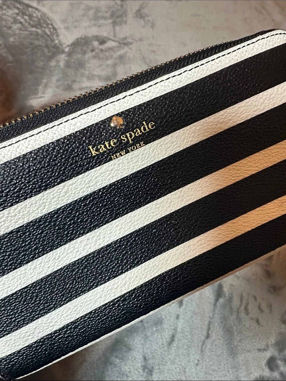 EUC kate ♠️ spade Black & White Striped Patent Satchel w/Matching Wallet ♠️